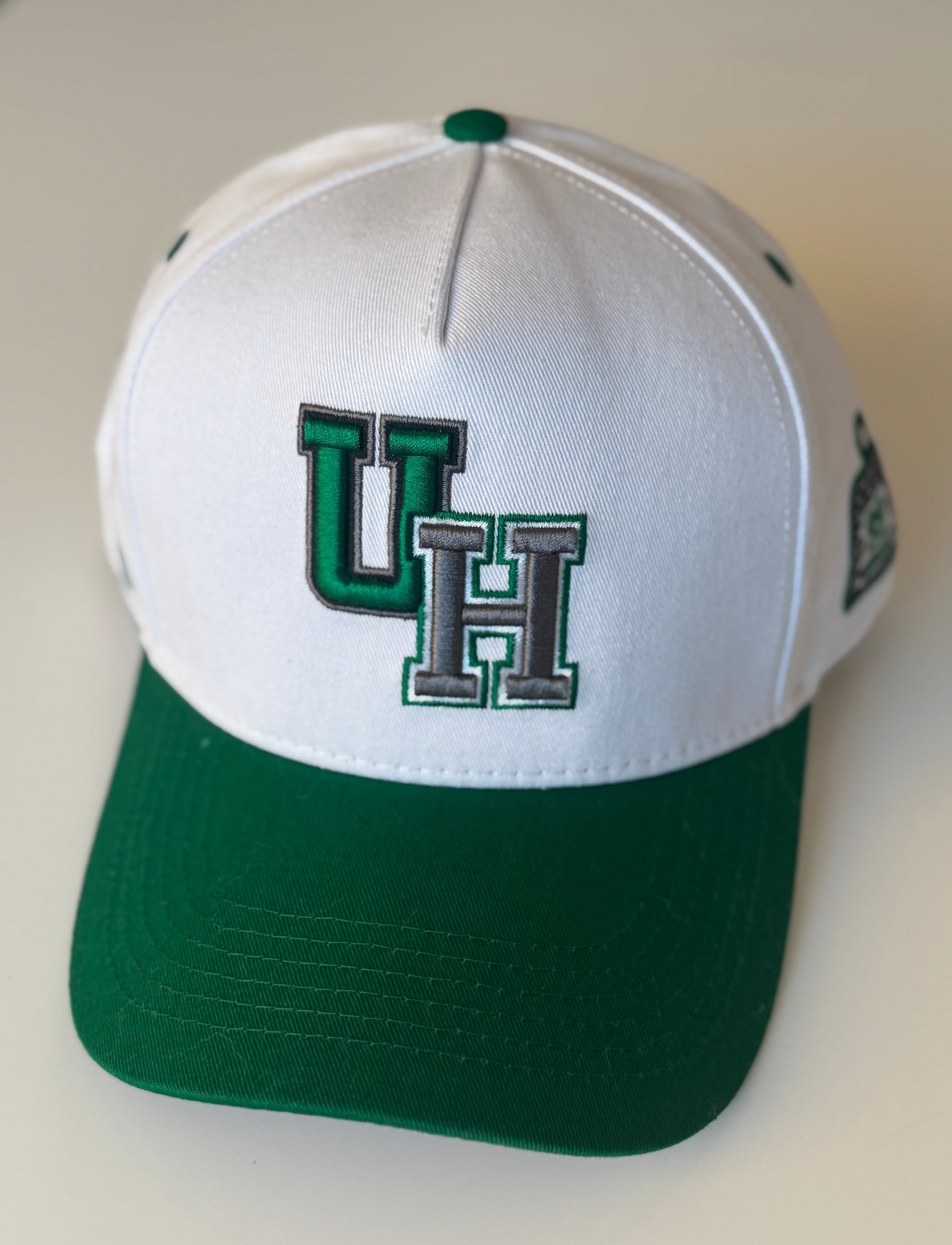 UH hat (White)