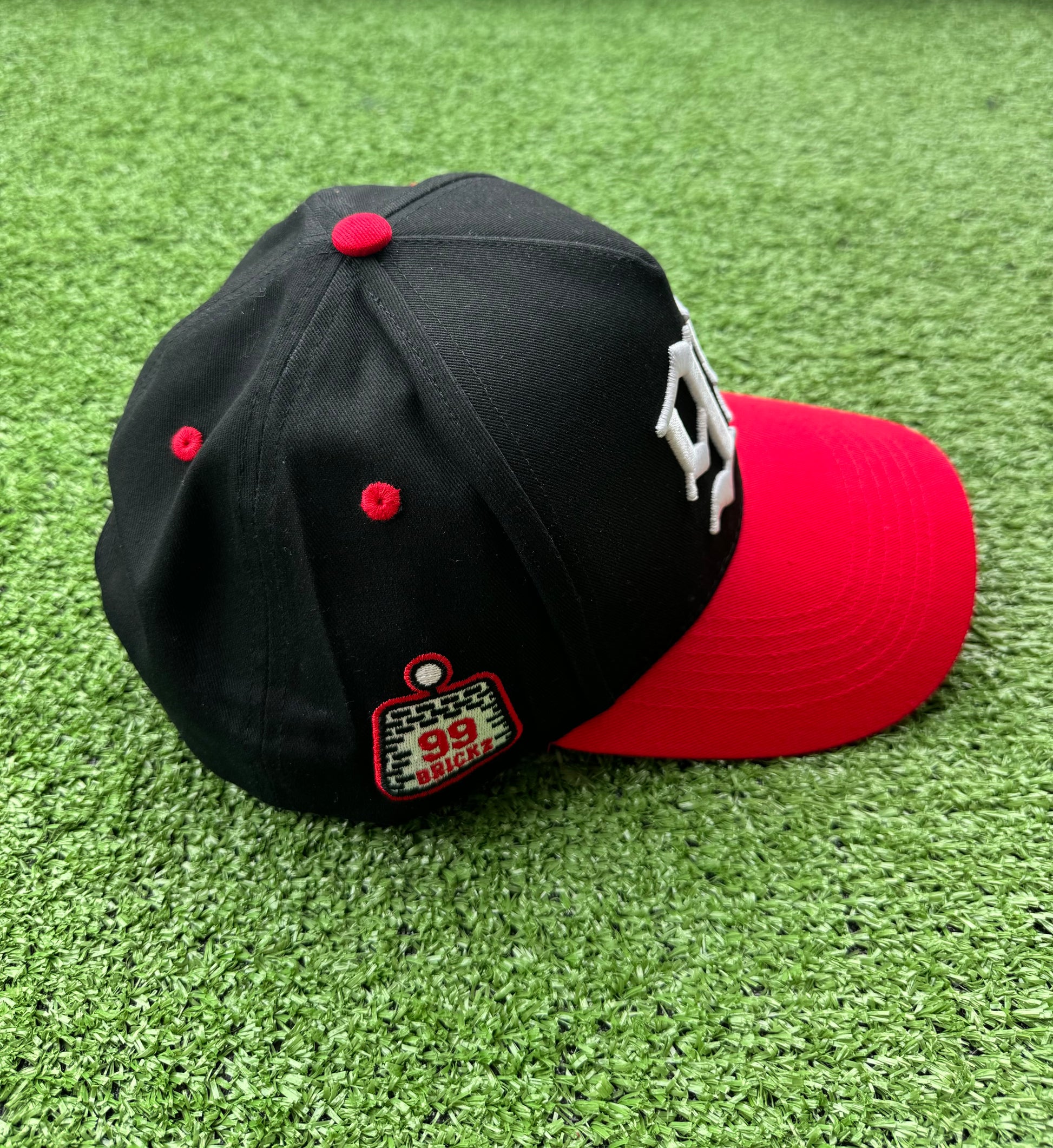 99 π
(Black/red)