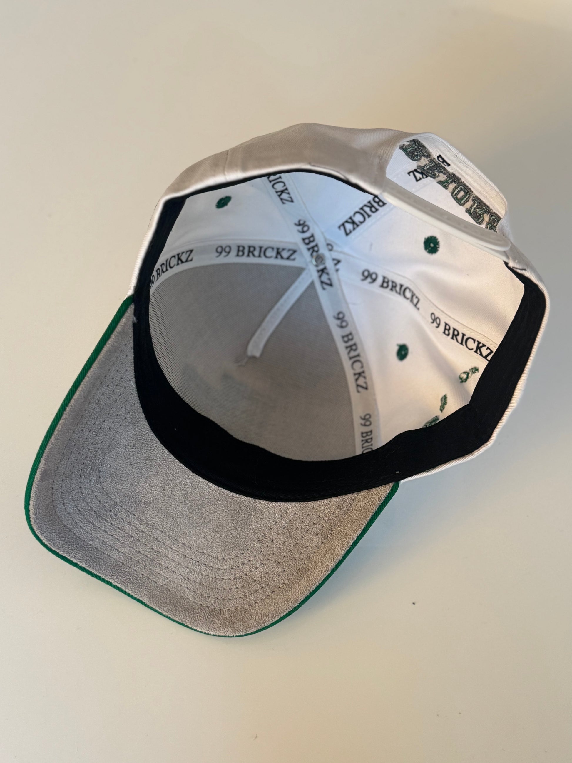 UH hat (White)