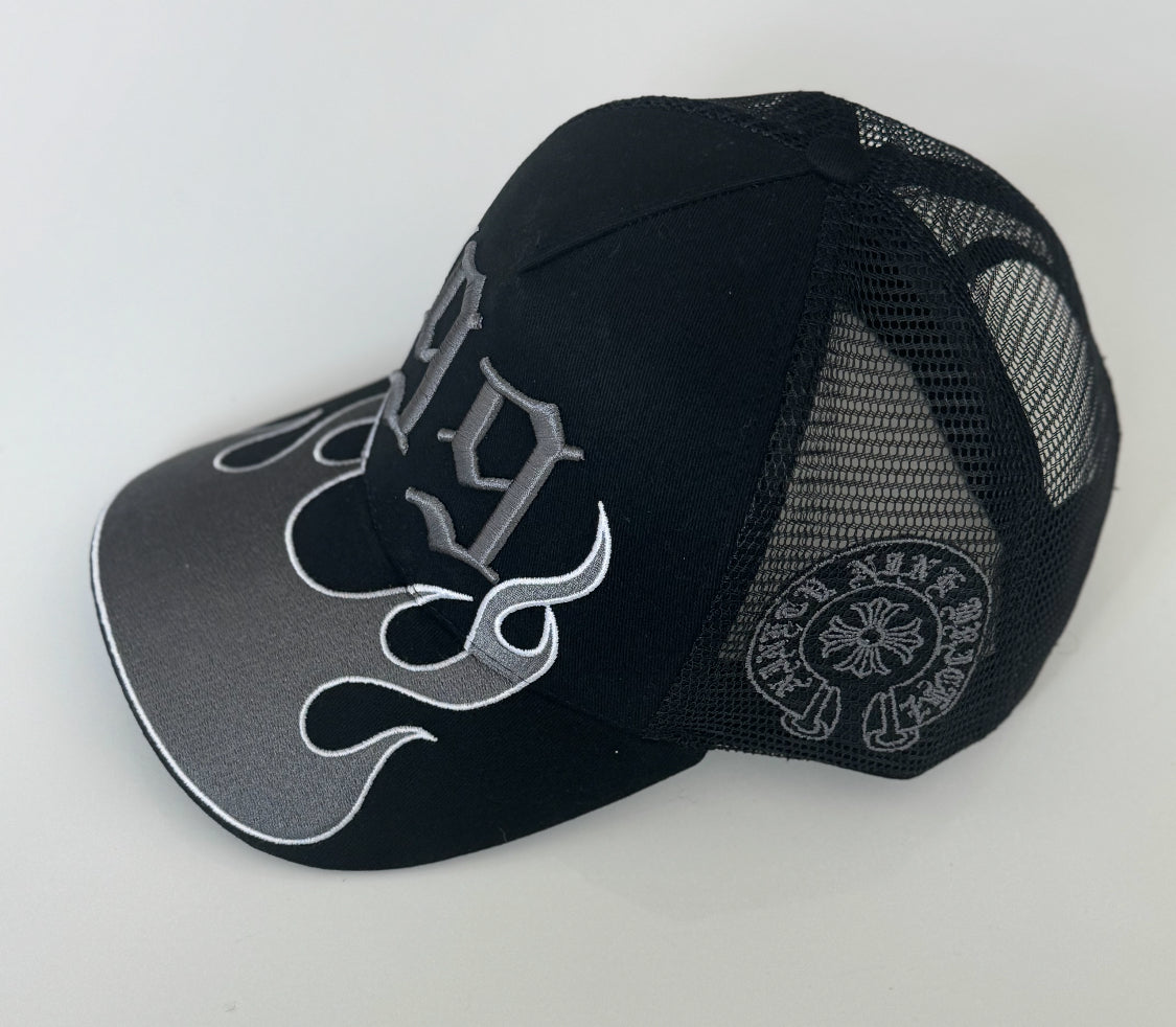 99 Chrome Flame Trucker⚫️